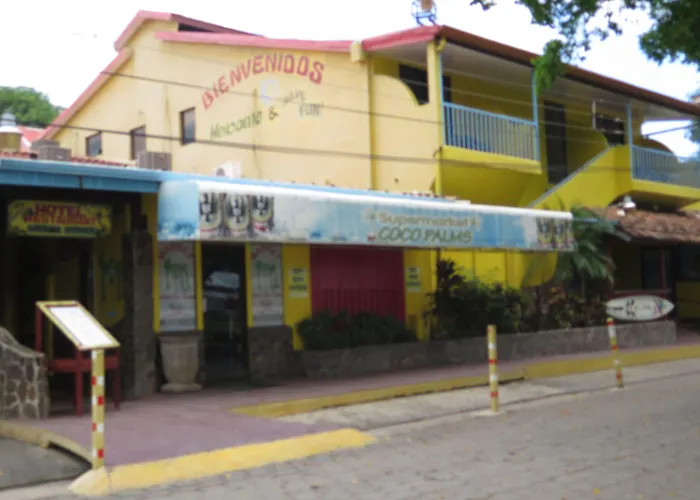 Hotel Coco Palms
